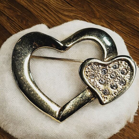 Vtg Overlapping Hearts Brooch Double Love Connection Rhinestones Pin Gold Tone - Picture 7 of 7